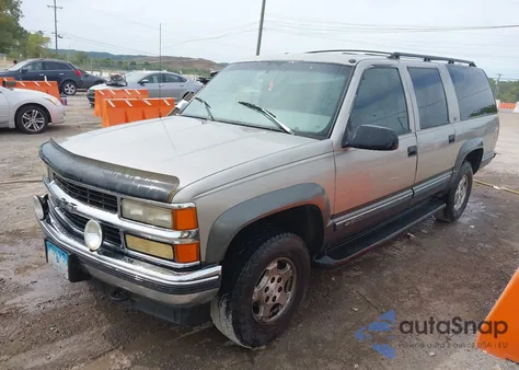 1999 Chevrolet Suburban 1500 Lt from USA, damaged, VIN 1GNFK16R7XJ427705